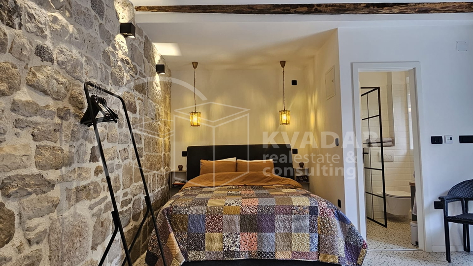 House in a row of tipical Kastela's small street -consist 2 apartments - completely renovated - 50m from the sea