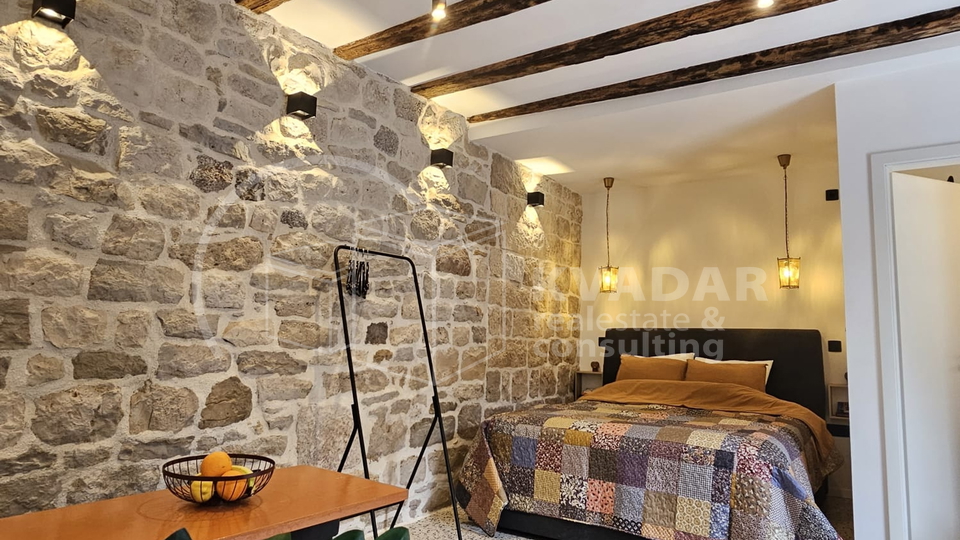 House in a row of tipical Kastela's small street -consist 2 apartments - completely renovated - 50m from the sea