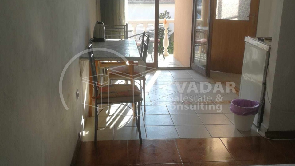 KUĆA sa 7 STAMBENIH JEDINICA s pogledom na more - Okrug Gornji - Otok Čiovo
