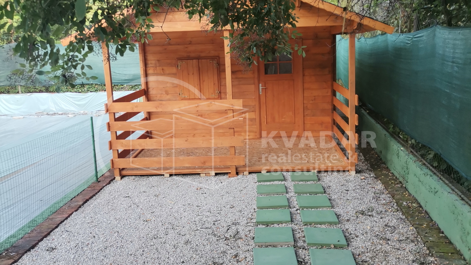 JEDINSTVENA NEKRETNINA! Gornja Dubrava, prekrasna kuća s garažom, bazenom i teniskim terenom(1394 m2)