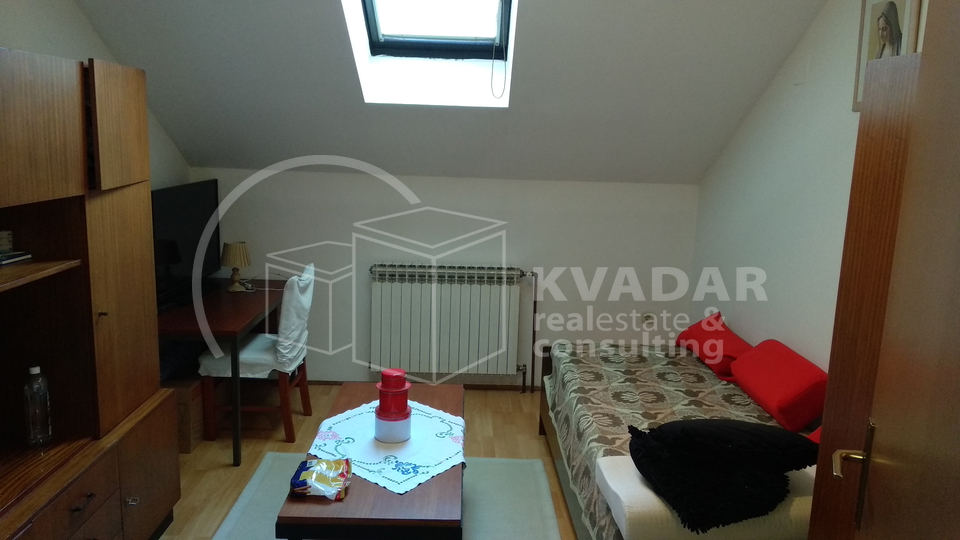 KUĆA, KRUGE, ZA INVESTITORE - 4 ETAŽE + POTKROVLJE!