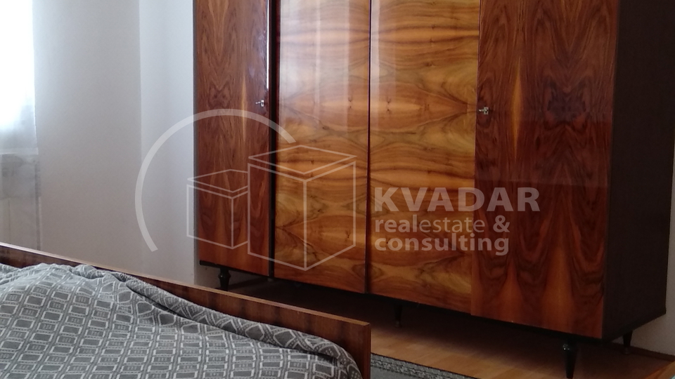 KUĆA, KRUGE, ZA INVESTITORE - 4 ETAŽE + POTKROVLJE!