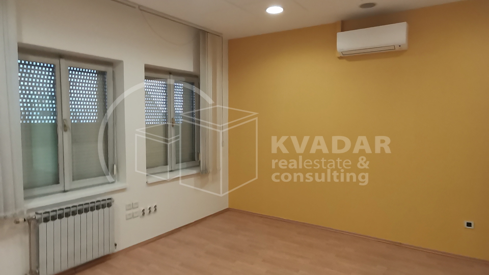 Commercial Property, 120 m2, For Rent, Zagreb - Donji Grad