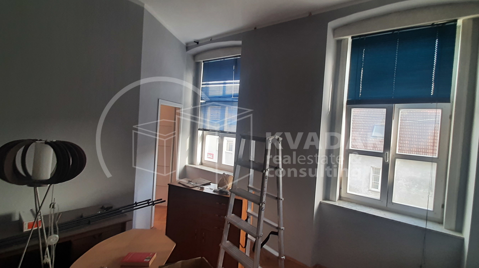 PRILIKA!! Križevci-centar/stan 102m2/cijena 100.000€/odmah useljivo!