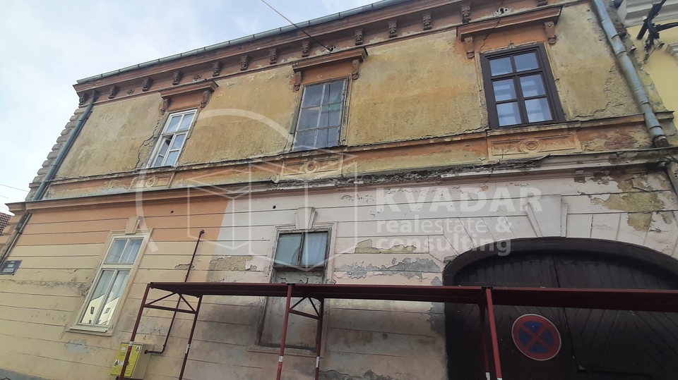 PRILIKA!! Križevci-centar/stan 102m2/cijena 100.000€/odmah useljivo!