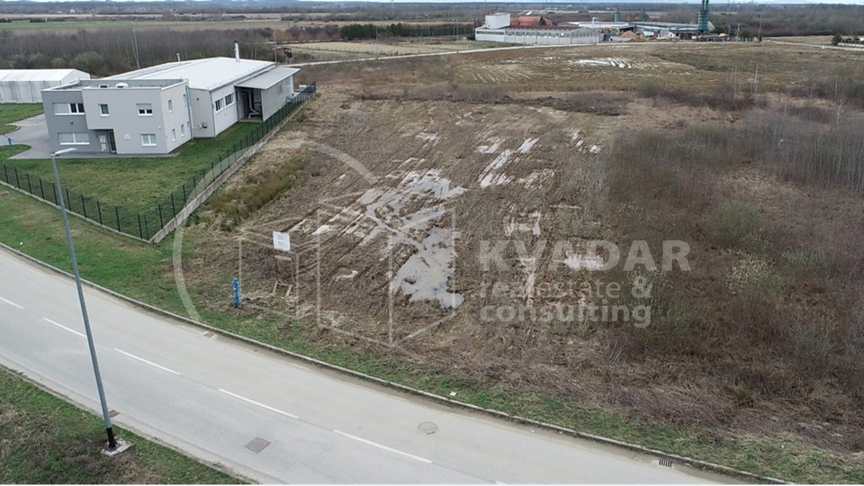 SUPER PRILIKA!Velika Gorica, Rakitovec, građevinsko zemljište 4830 m2(95 eura/m2) sa građevinskom dozvolom