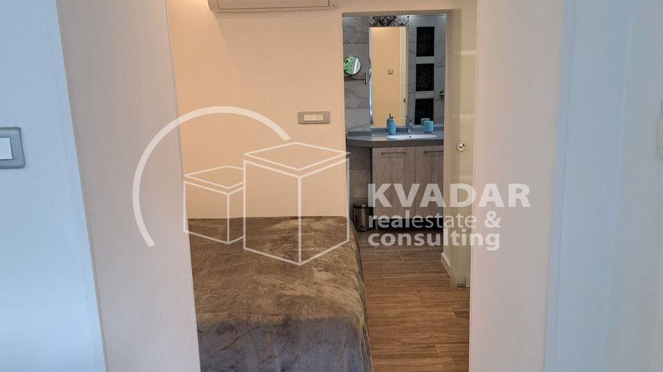 Jurkovićeva/dvije garsonjere+spremište/ukupno cca60m2/INVESTICIJA!!