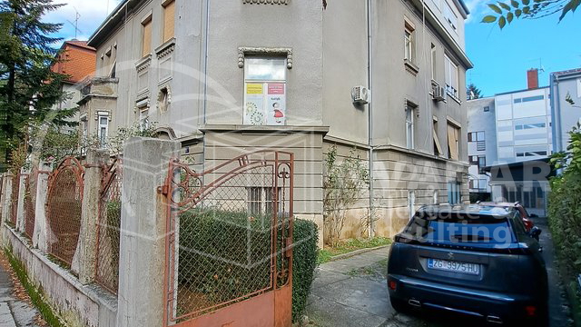 Jurkovićeva/dvije garsonjere+spremište/ukupno cca60m2/INVESTICIJA!!