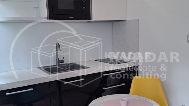 Jurkovićeva/dvije garsonjere+spremište/ukupno cca60m2/INVESTICIJA!!