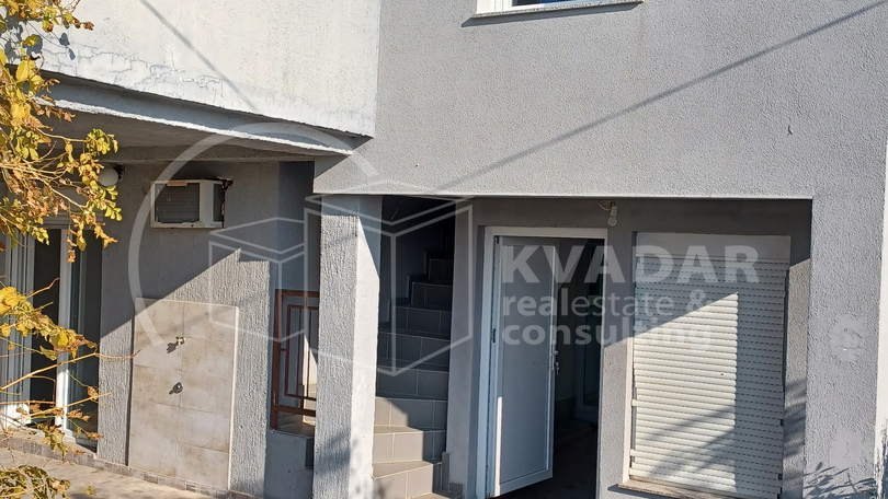 Karlobag - apartman 59m2 sa terasom - pogled more