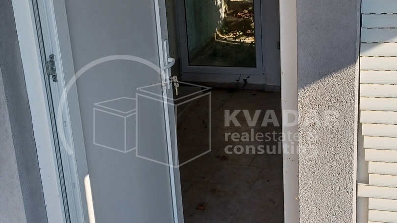 Karlobag - apartman 59m2 sa terasom - pogled more
