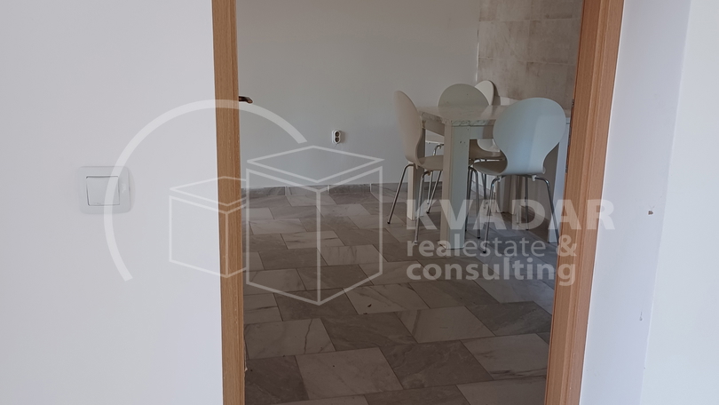 Karlobag - apartman 59m2 sa terasom - pogled more