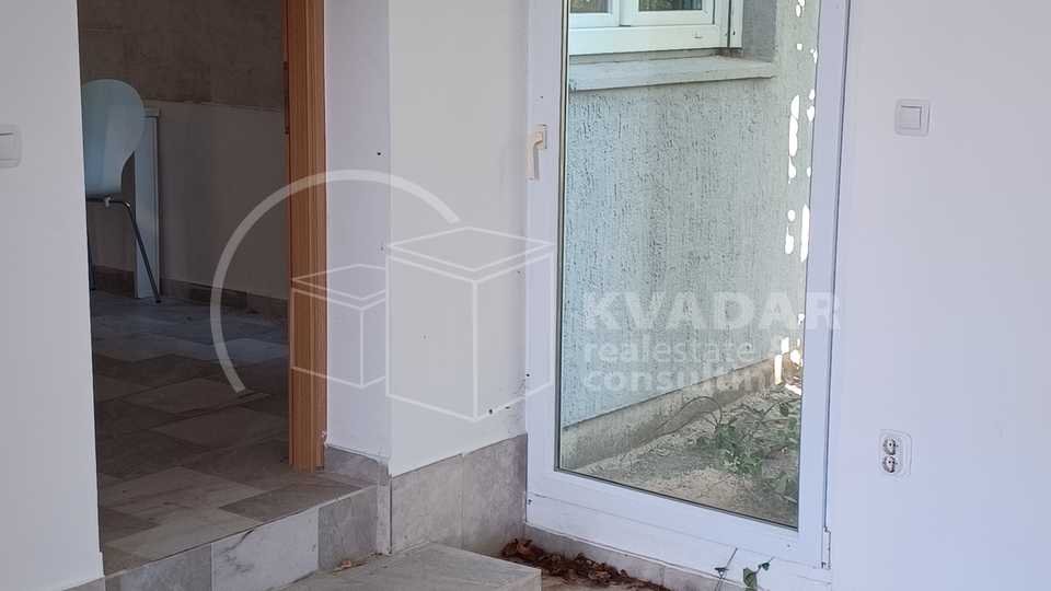Karlobag - apartment 59m2 with terrace - sea view