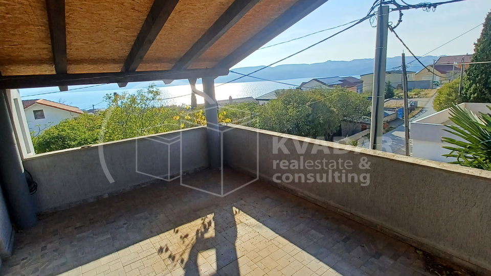 Karlobag - stan 61m2 - 2 stambene jedinice sa balkonom - pogled more