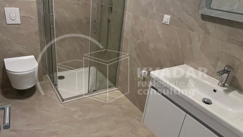 BEZ  PROVIZIJE &ast;&ast;&ast;&sol;Prodaje se luksuzni apartman-stan u Vodicama s bazenom &sol;147 m2&sol; Novogradnja&sol; Predivan pogled na more &excl;&excl;&excl;