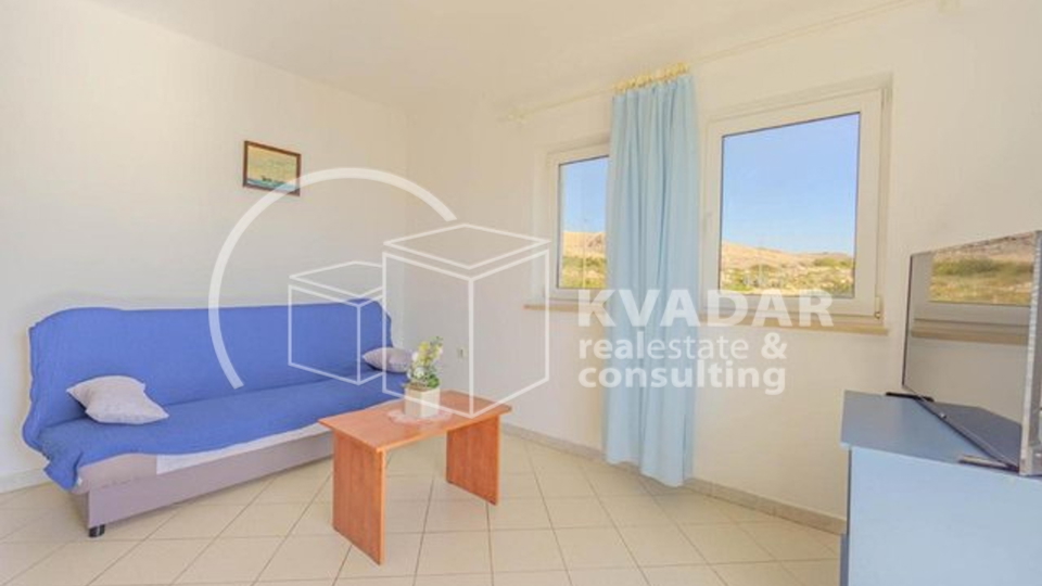 SUPER PRILIKA!NOVALJA,ZRČE,3-SOBAN.APARTMAN(90,90 m2),30 m OD PLAŽE,SA PANORAMSKIM POGLEDOM