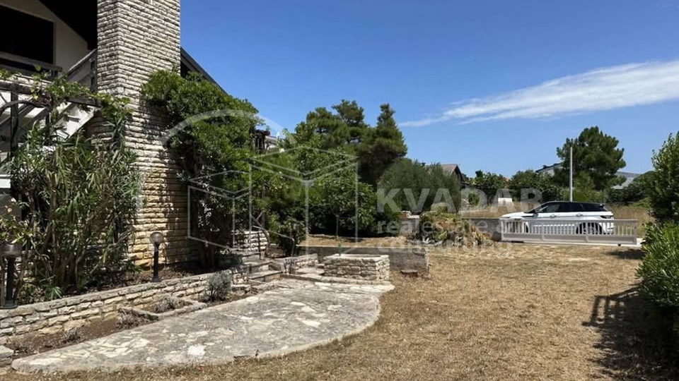 VIR, HOUSE + building land