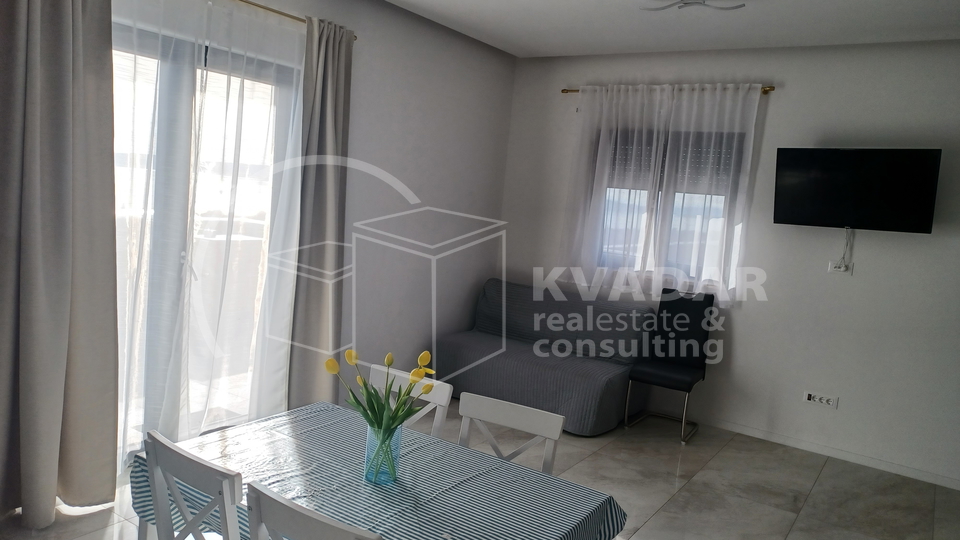 Spacious studio apartment - Penthouse - magnificent view - Kaštel Gomilica