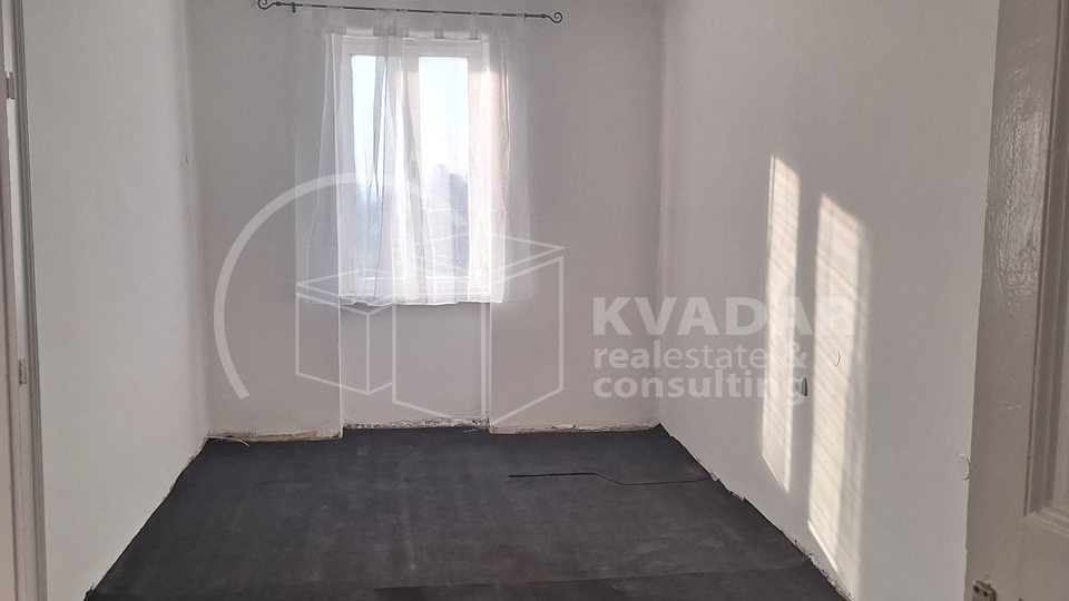 Investicija! Prodaja 2-sobnog stana u centru Križevaca-62.000 €!!