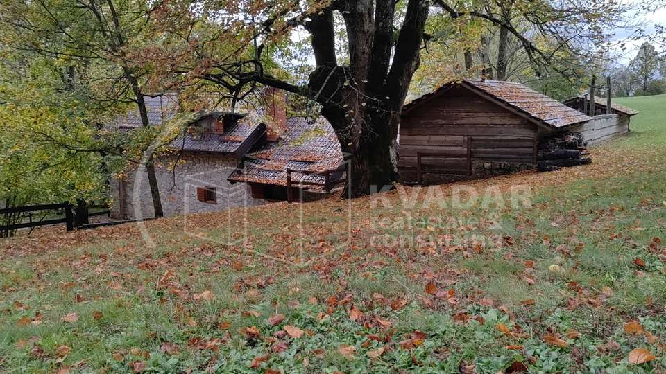 Luksuzno imanje sa dvije kuće i golf terenom, u srcu Like, Gračac