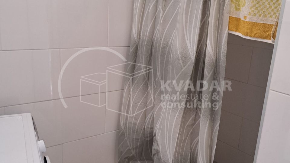 FU&Zcaron;INE&sol; STAN ZA NAJAM 70m2 u ku&cacute;i