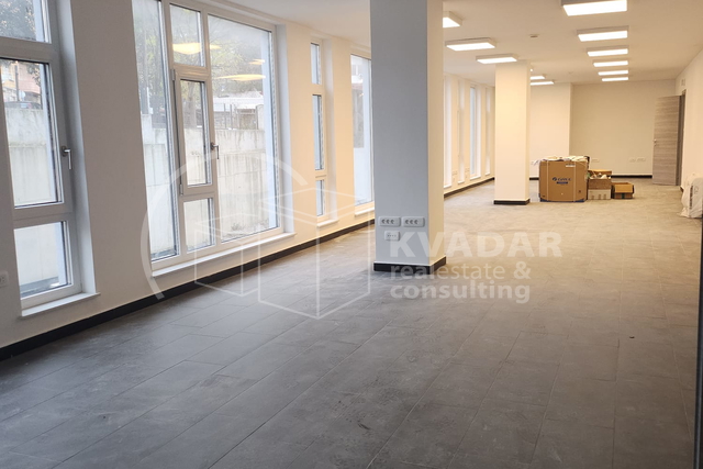 BEZ PROVIZIJE***RIJEKA/RASTOČINE  poslovni prostor prizemlje 280 m2,