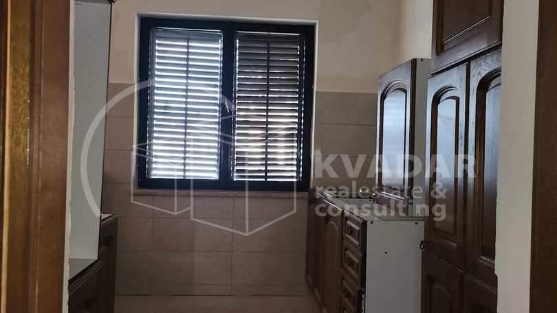 Rijeka/HOSTI/ETAŽA S OKUĆNICOM + visoko potkrovlje ukupno 199,11m2