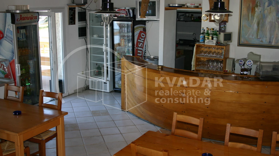 SILBA - kuća za prodaju na samoj obali s poslovnim prostorom - restoran!