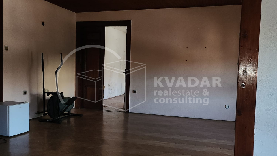 RIJEKA&sol;MLAKA&comma; Stan 100m3 za investiciju