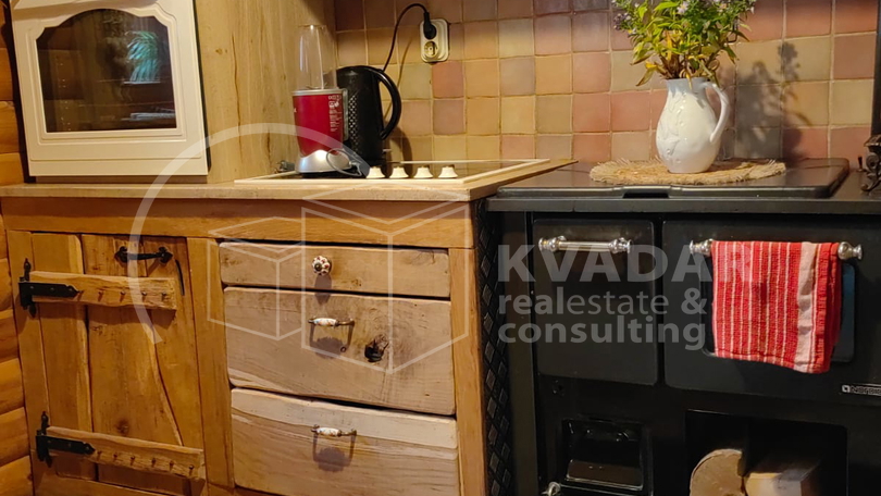 Luksuzno imanje sa dvije kuće i golf terenom, u srcu Like, Gračac