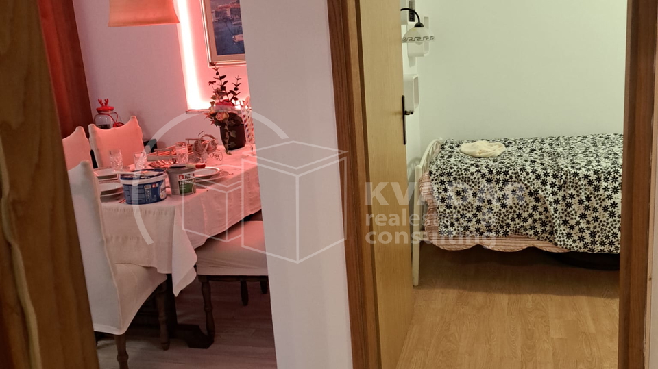 BEZ PROVIZIJE ZA KUPCA&excl;&excl;Kremeni&cacute;i&comma; Malinska&sol;Moderan stan 71&comma;40m2 s oku&cacute;nicom