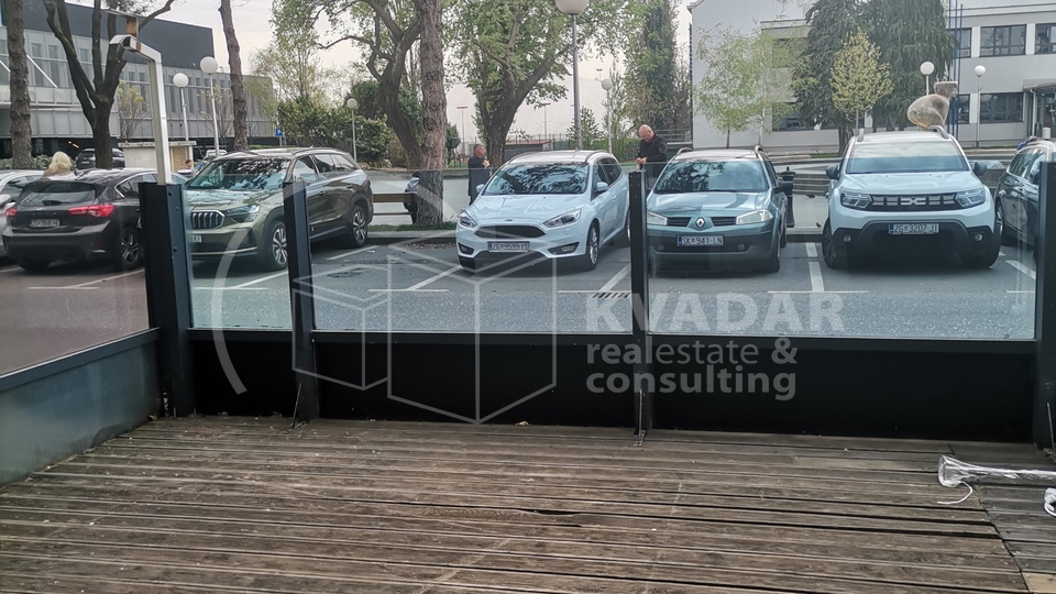 TRE&Scaron;NJEVKA&comma; POSLOVNI PROSTOR &lpar;SANDWICH BAR&rpar; OD 10 m2