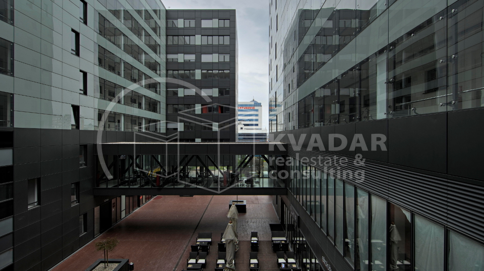 ZAGREB-&Scaron;PANSKO&sol;NOVA GALERIJA&sol;STAN 134m2&lpar;DVA STANA po 67m2&rpar;&excl;