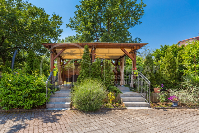 BEZ PROVIZIJE ZA KUPCA!!/Malinska/ Ekskluzivan apartman 36m2 s privatnim vrtom 77m2 !