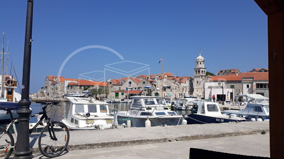 OTOK PRVI&Cacute;&sol;Prvi&cacute; &Scaron;epurine&sol;Gra&dstrok;evinsko zemlji&scaron;te 150 metara od mora&comma; pogled na more