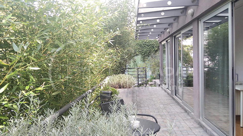 Apartment&comma; 100 m2&comma; For Rent&comma; Gornji Grad - Medve&scaron;&ccaron;ak - Tu&scaron;kanac