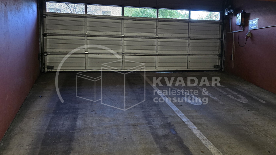 ZAGREB/ŠPANSKO-ORANICE - GARAŽA 16,18 m2