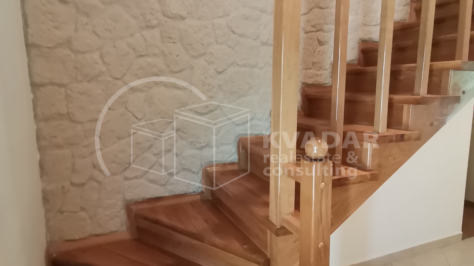House, 1394 m2, For Sale, Zagreb - Gornja Dubrava
