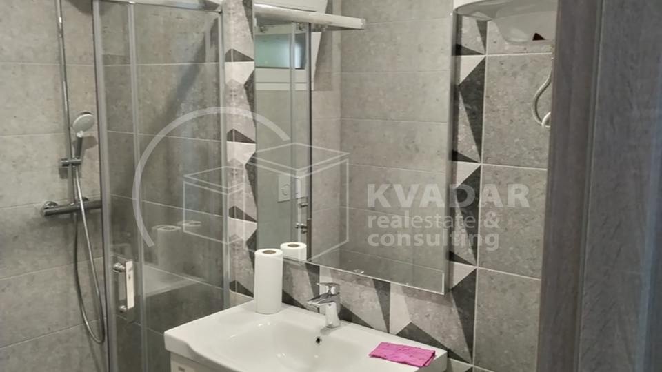 PREKRASAN APARTMAN / VIR / NOVOGRADNJA / IZVRSNA LOKACIJA