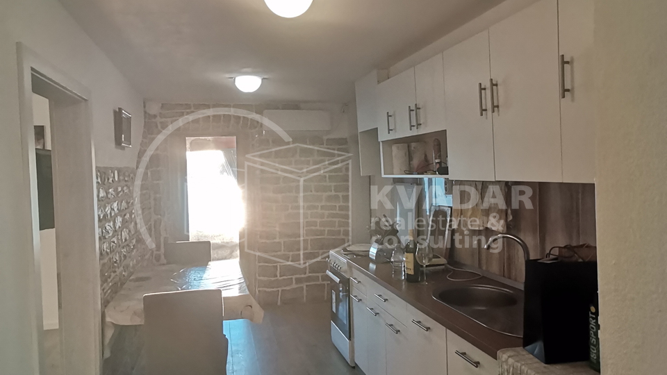 House, 180 m2, For Sale, Šibenik - Dolac