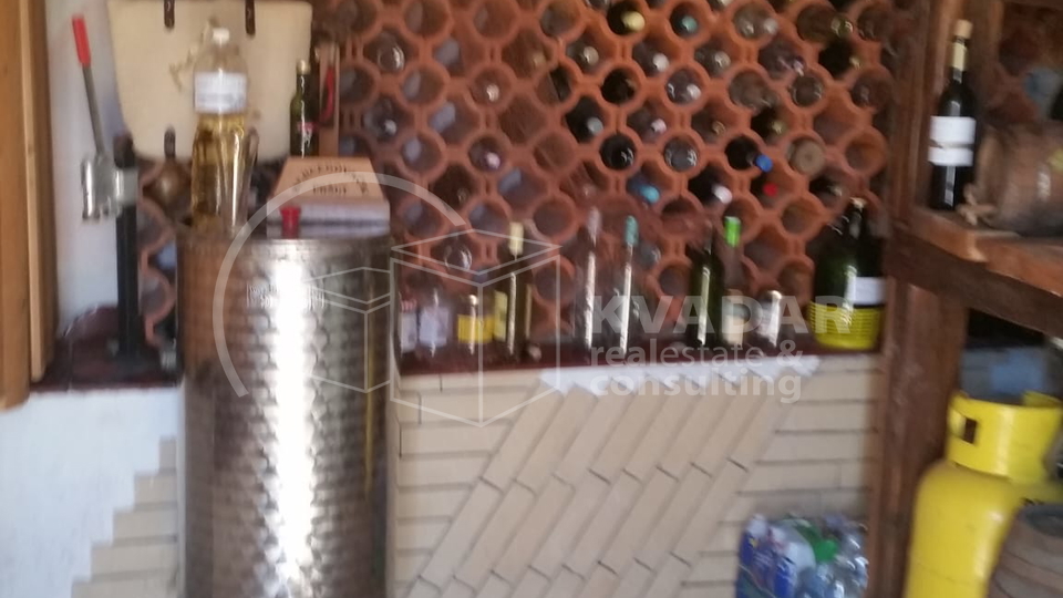 HOUSE with 7 RESIDENTIAL UNITS with sea view - Okrug Gornji - Čiovo Island