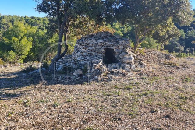 Land, 22920 m2, For Sale, Supetar