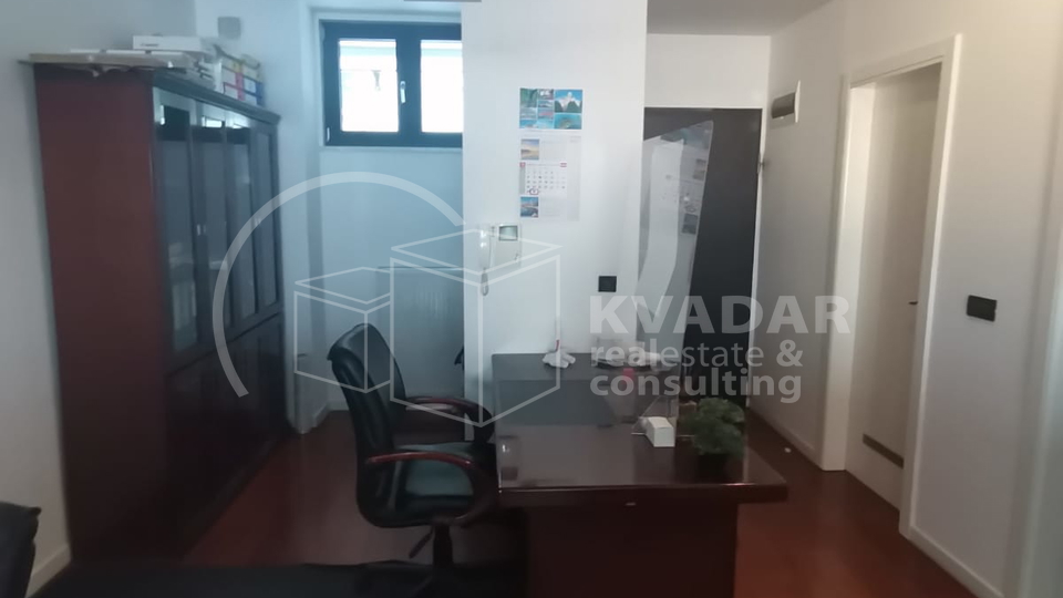 ZAGREB-&Scaron;PANSKO&sol;NOVA GALERIJA&sol;STAN 87m2&excl;