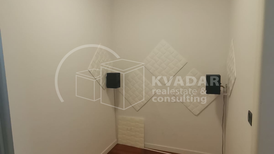 ZAGREB-&Scaron;PANSKO&sol;NOVA GALERIJA&sol;STAN 87m2&excl;