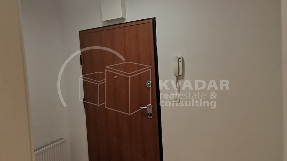 Borovje&sol;2-sobni stan 70m2&sol;3kat&sol;lift