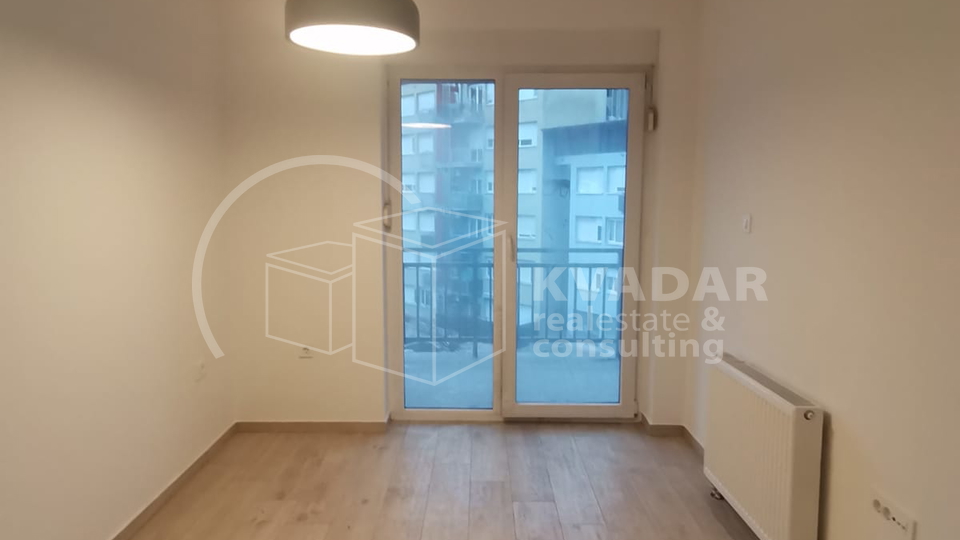 Borovje&sol;2-sobni stan 70m2&sol;3kat&sol;lift