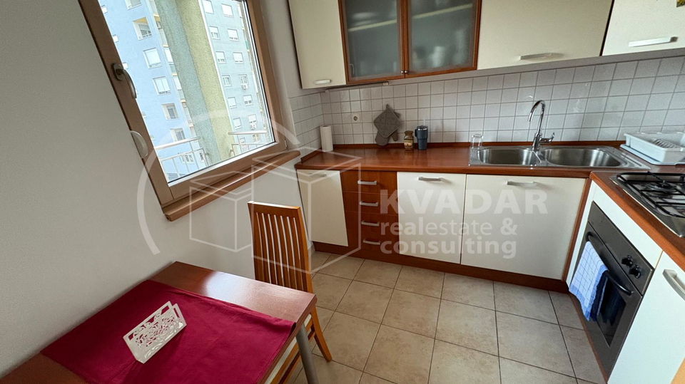 Trnje&sol;Sige&ccaron;ica&sol;3-sobni stan novije gradnje 71m2&plus;GPM&plus;spremi&scaron;te&sol;3kat-LIFT&excl;