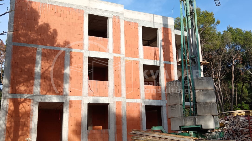 BEZ PROVIZIJE&ast;&ast;&ast;Prodaje se 4-sobni Penthouse na Vidcima povr&scaron;ine 136 m2 &sol; Novogradnja