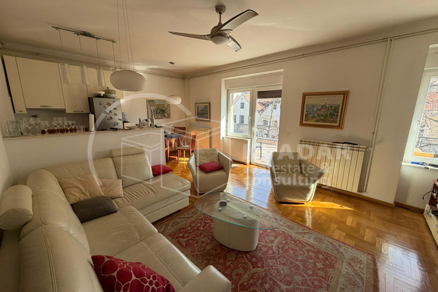 Strogi centar/Tkalčićeva/stan 80m2+terasa 34m2!