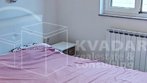 &Scaron;ibenik&sol;Brodarica&sol;apartman 84m2 osun&ccaron;ani s pogledom na more&sol;parking&excl;